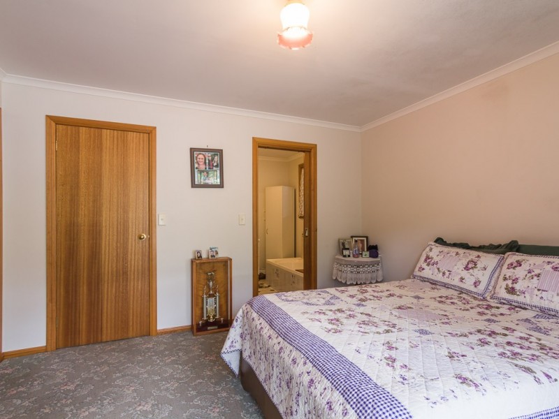 14 Main Road, Lanena TAS 7275