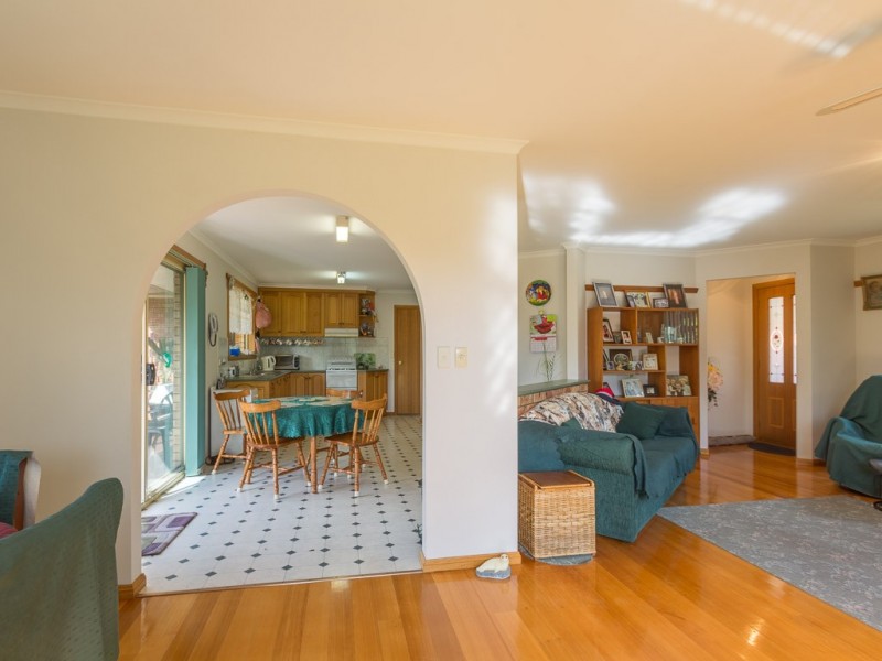 14 Main Road, Lanena TAS 7275