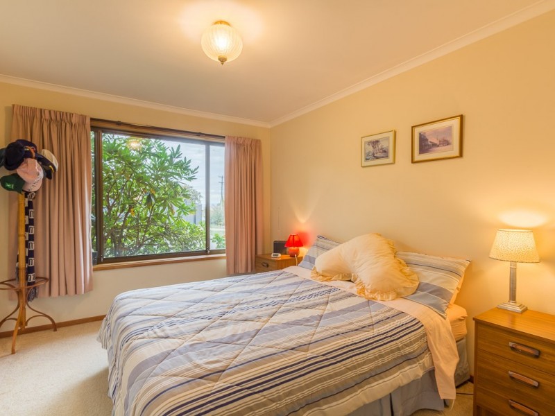 32 Vermeer Avenue, Newnham TAS 7248
