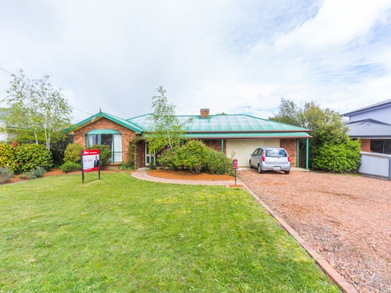 16 Cracroft Street, Longford TAS 7301