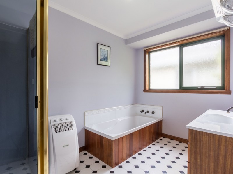 16 Cracroft Street, Longford TAS 7301