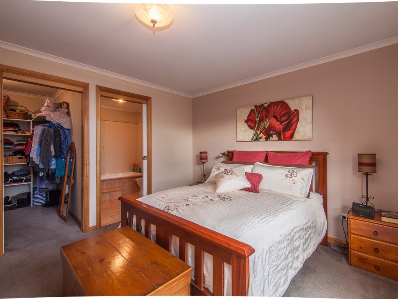 29 Poplar Parade, Youngtown TAS 7249