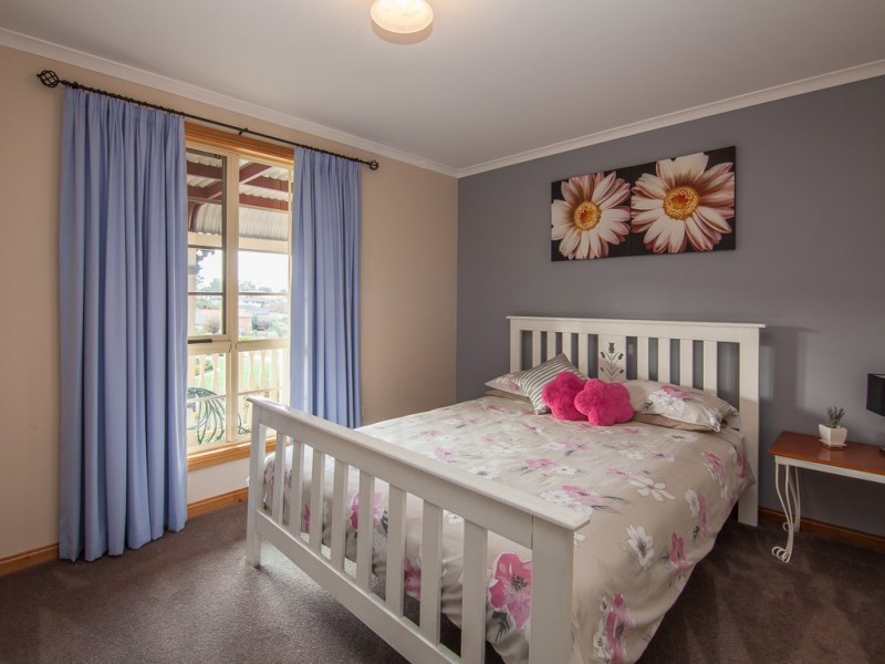 29 Poplar Parade, Youngtown TAS 7249