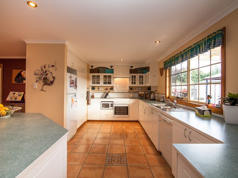 29 Poplar Parade, Youngtown TAS 7249