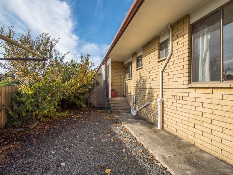 1, 2 and 3/37 Bishops Drive, Newnham TAS 7248