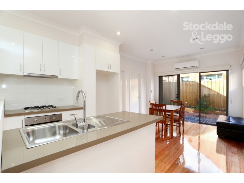 2/12 Stewart Street, Pascoe Vale VIC 3044