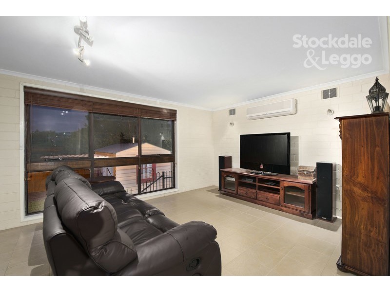 11 Cross Terrace, Glenroy VIC 3046