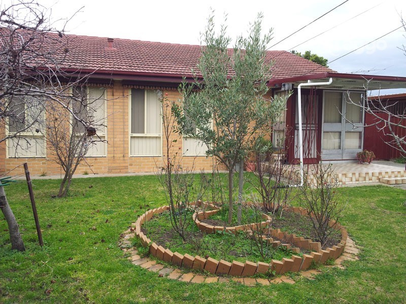 7 Avenel Street, Dallas VIC 3047