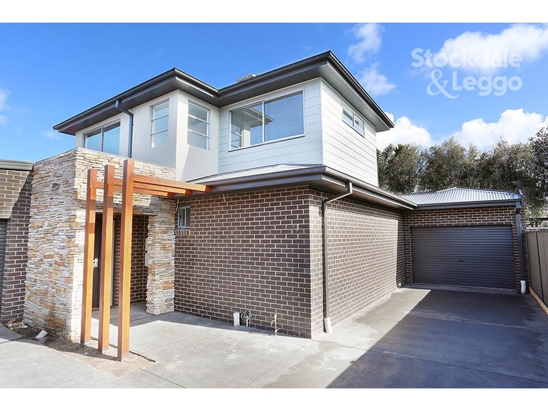 2/13 Becket Street South, Glenroy VIC 3046