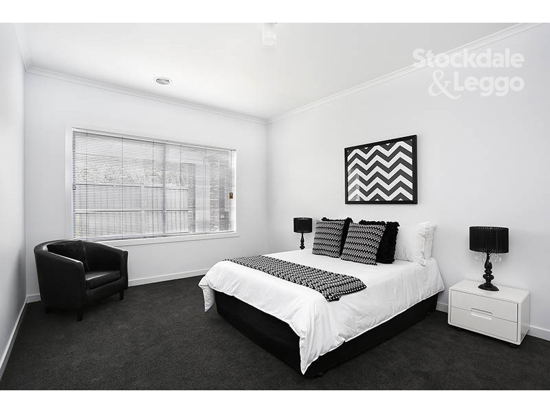 2/13 Becket Street South, Glenroy VIC 3046