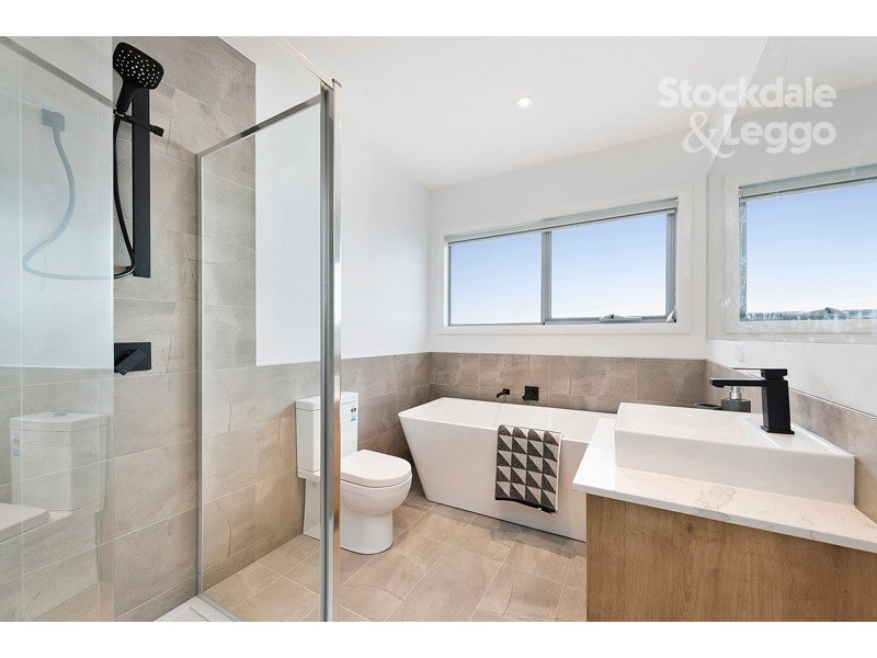 1/1 Lockley Street, Hadfield VIC 3046