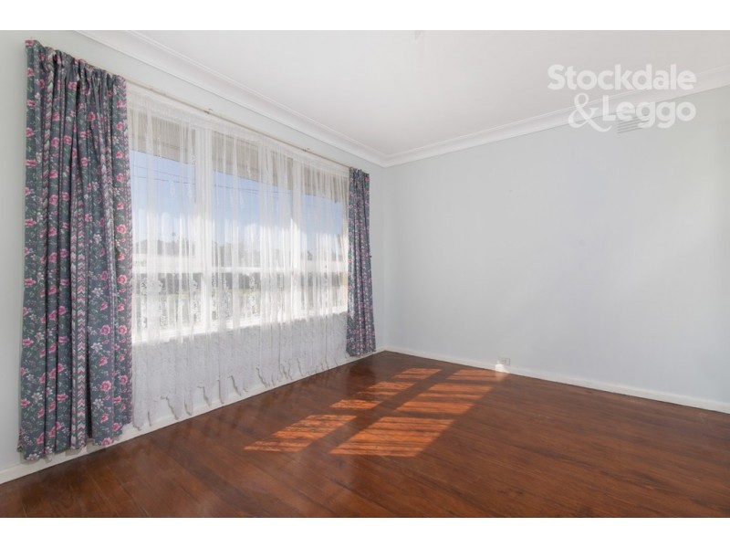 11 Golflinks Road, Glenroy VIC 3046