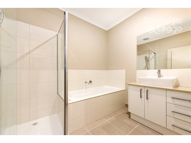 3/9 Isla Avenue, Glenroy VIC 3046