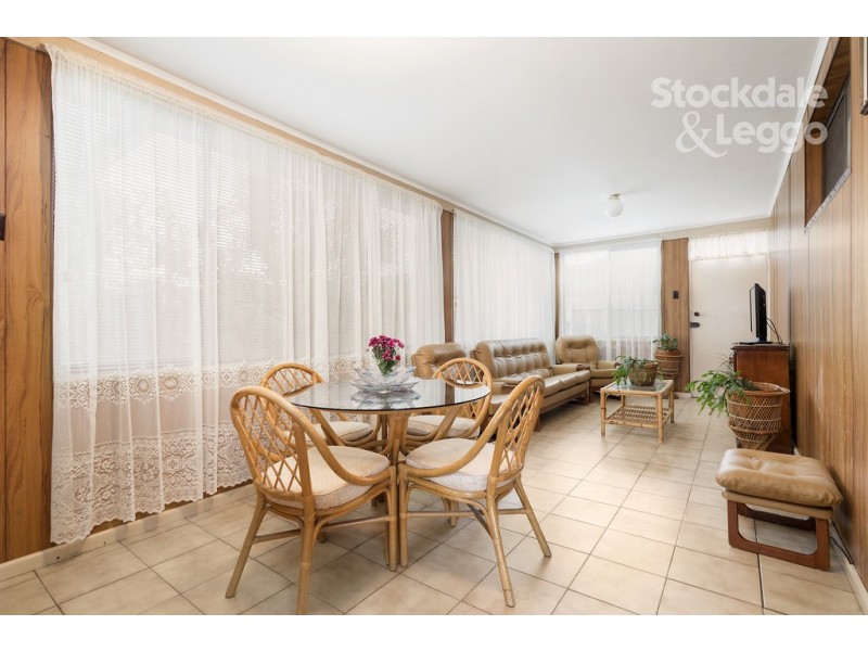 11 Regent Street, Hadfield VIC 3046