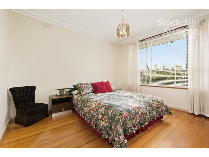 11 Regent Street, Hadfield VIC 3046