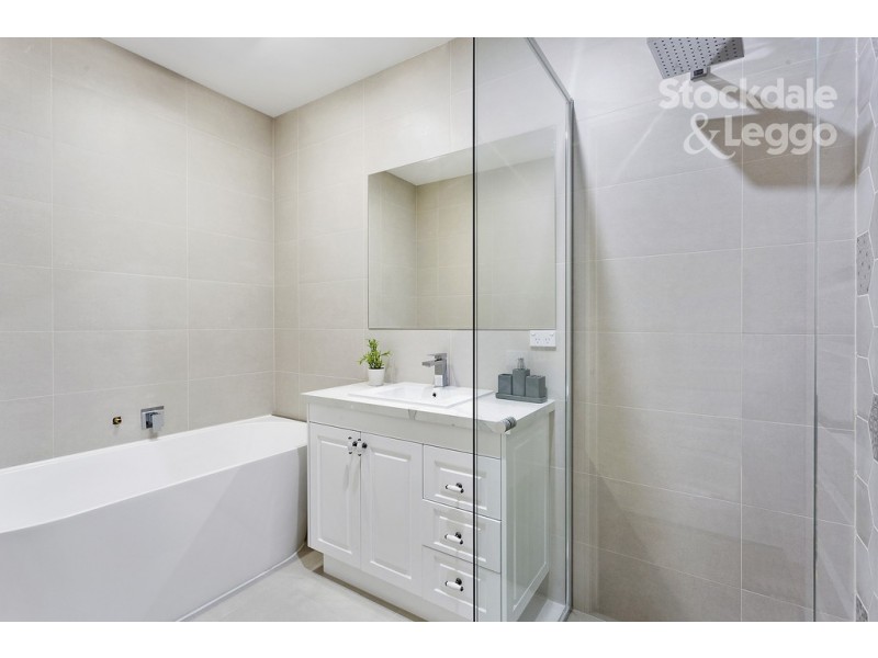 3/9 Hubert Avenue, Glenroy VIC 3046