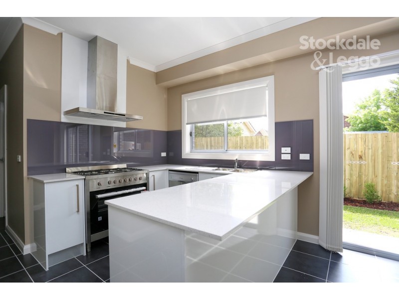 2 80 Justin Avenue, Glenroy VIC 3046