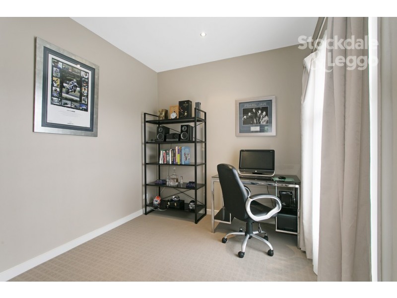 1/10 Leonard Avenue, Glenroy VIC 3046