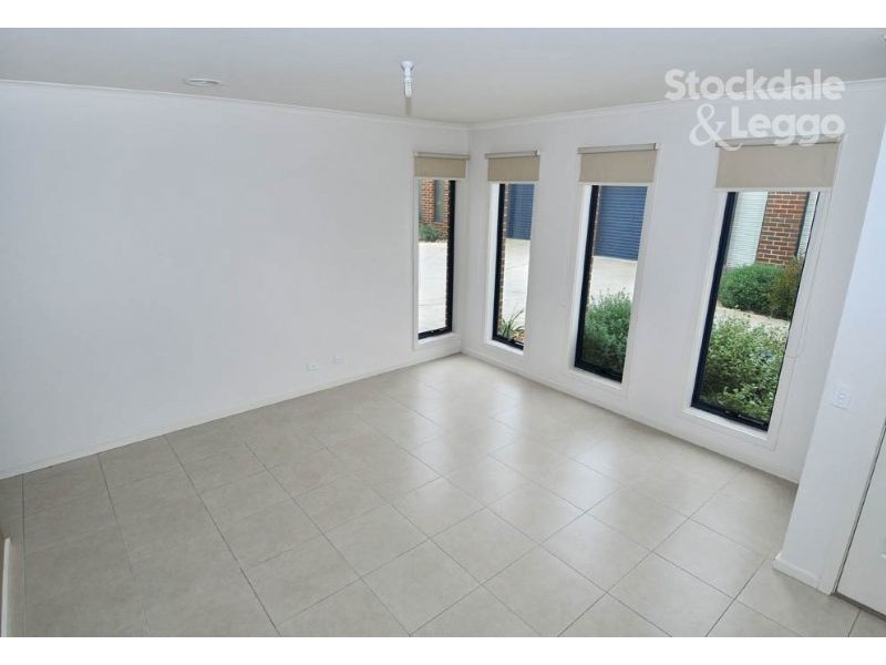 4/213-215 Camp Road, Broadmeadows VIC 3047