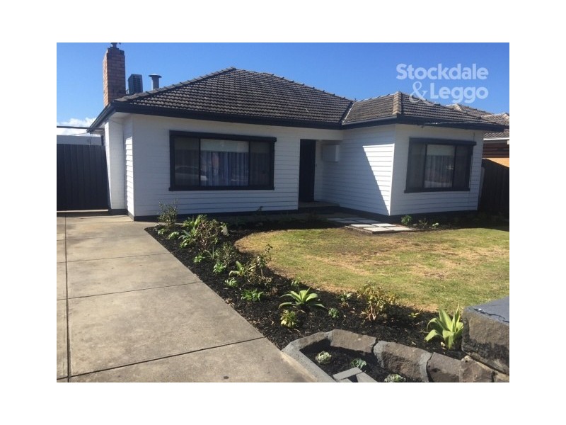 30 Hubert Avenue, Glenroy VIC 3046