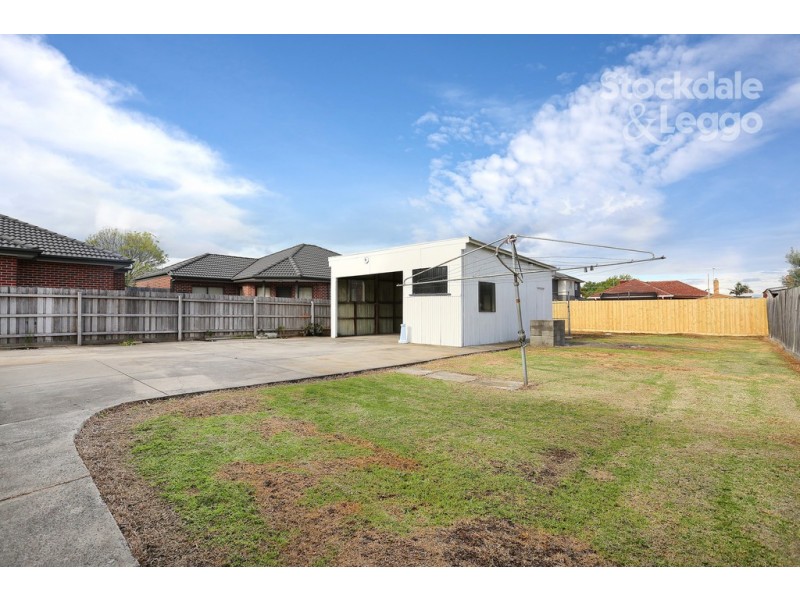 30 Hubert Avenue, Glenroy VIC 3046