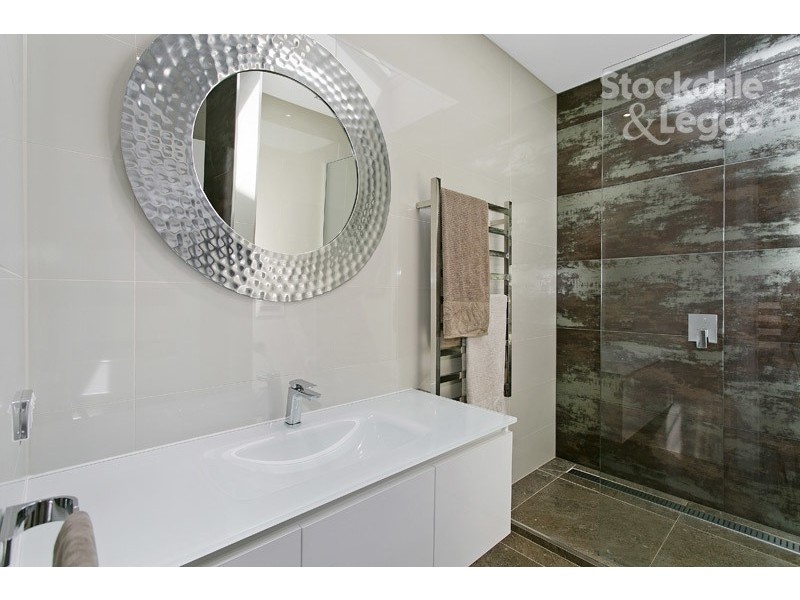 142 John Street, Glenroy VIC 3046