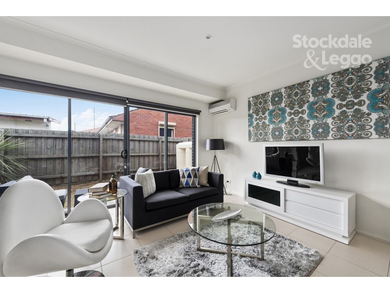 2/3 Howard Court, Glenroy VIC 3046
