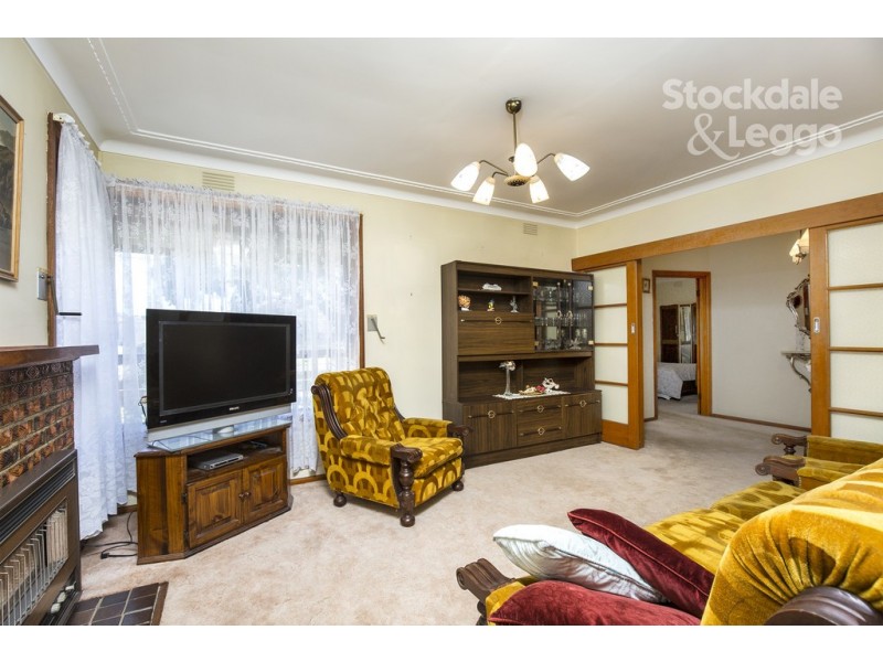 4 Thames Street, Hadfield VIC 3046