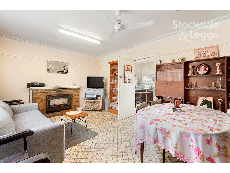 4 Bourchier Street, Glenroy VIC 3046