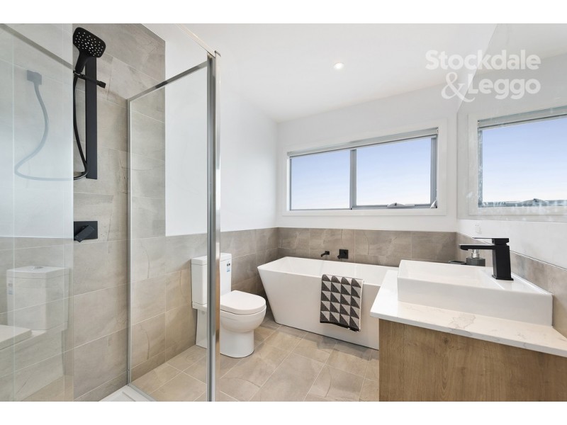 1/1 Lockley Street, Hadfield VIC 3046