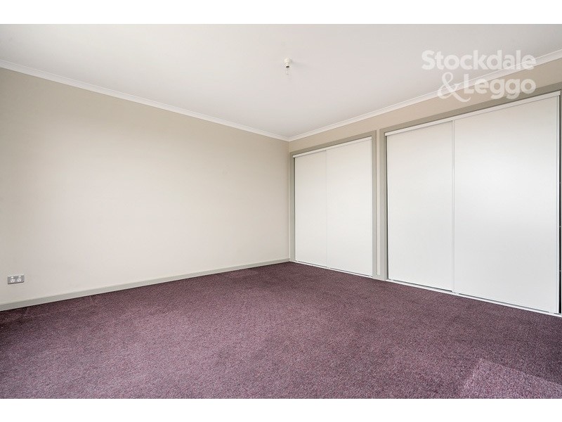 3/32 Papworth Place, Meadow Heights VIC 3048