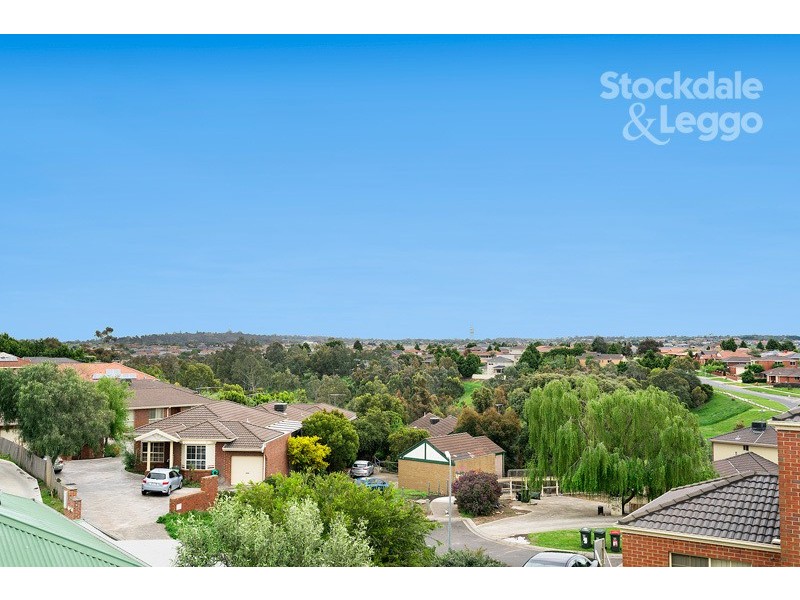 3/32 Papworth Place, Meadow Heights VIC 3048