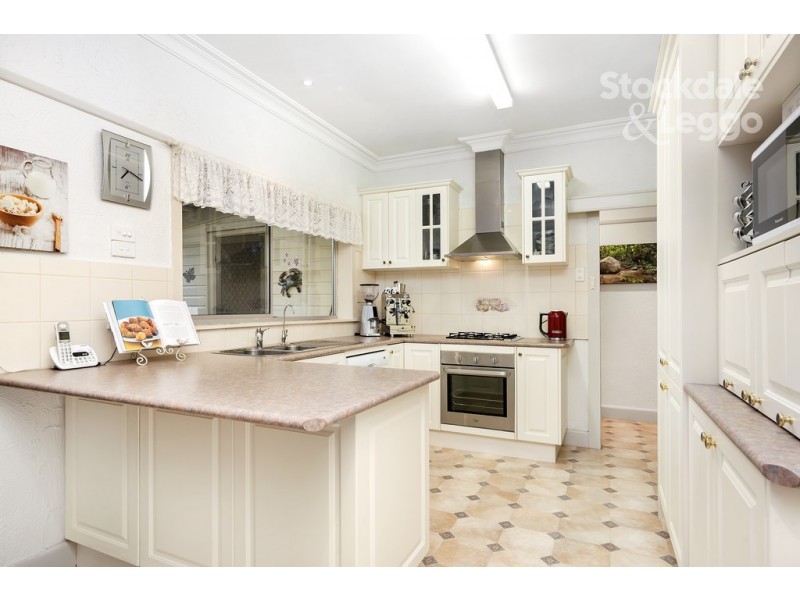 10 Justin Avenue, Glenroy VIC 3046