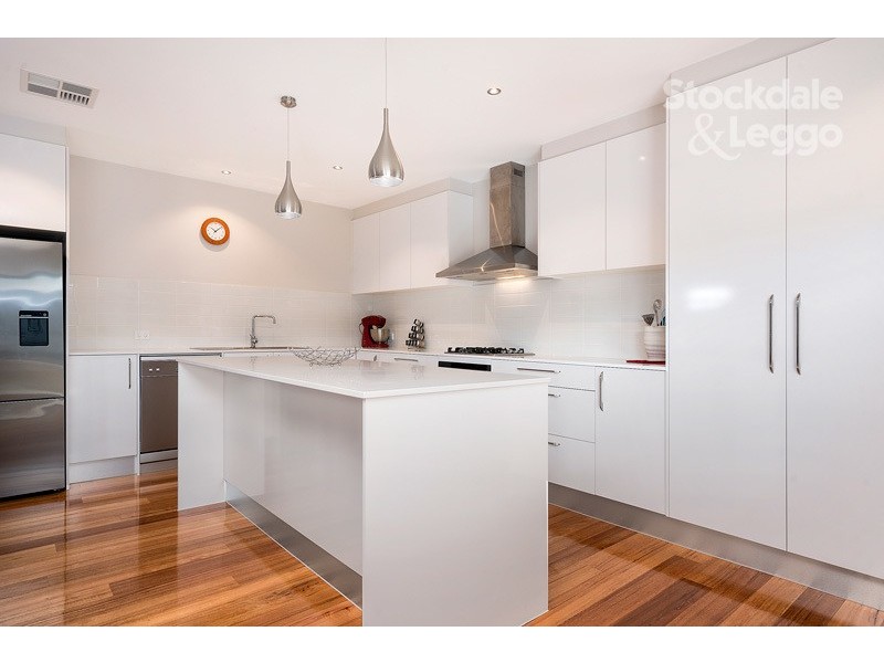 2/74 Daley Street, Glenroy VIC 3046