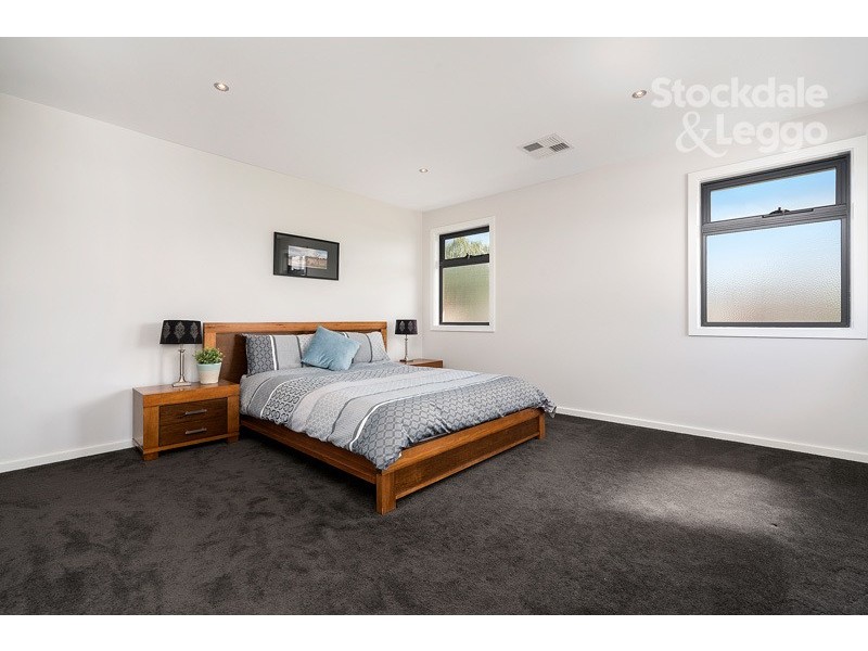 2/74 Daley Street, Glenroy VIC 3046