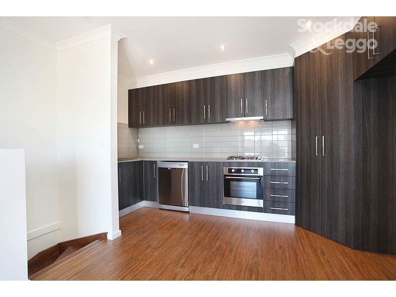 2/31 Melbourne Avenue, Glenroy VIC 3046