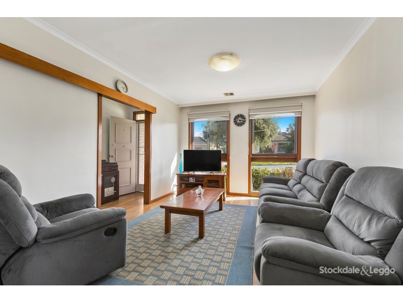 2/40 – 42 Chapman Avenue, Glenroy VIC 3046