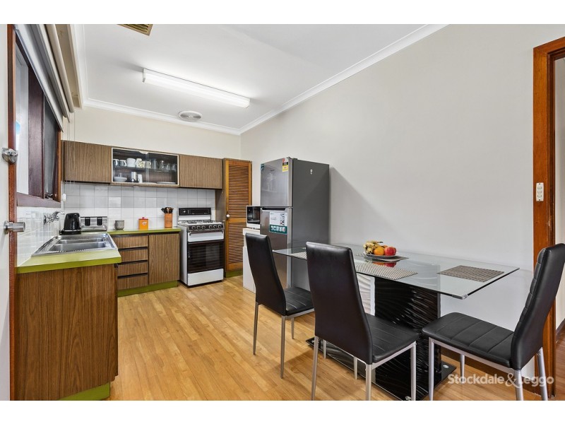 2/40 – 42 Chapman Avenue, Glenroy VIC 3046