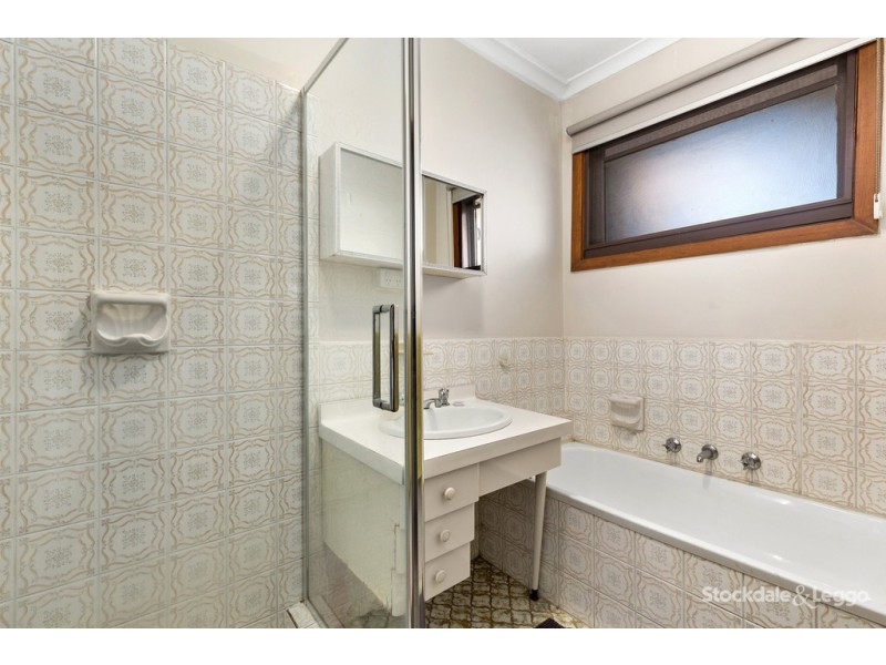 2/40 – 42 Chapman Avenue, Glenroy VIC 3046