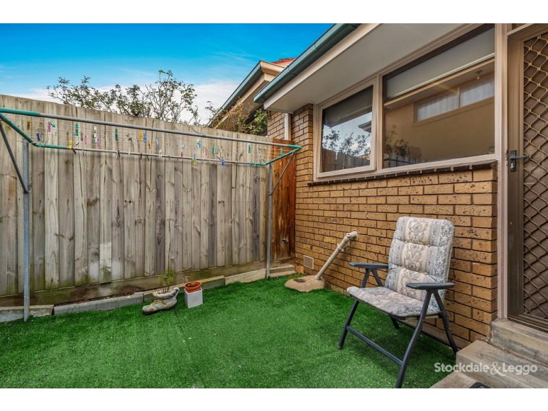 2/40 – 42 Chapman Avenue, Glenroy VIC 3046