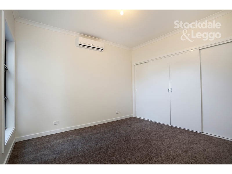 2/4 Truscott Street, Glenroy VIC 3046