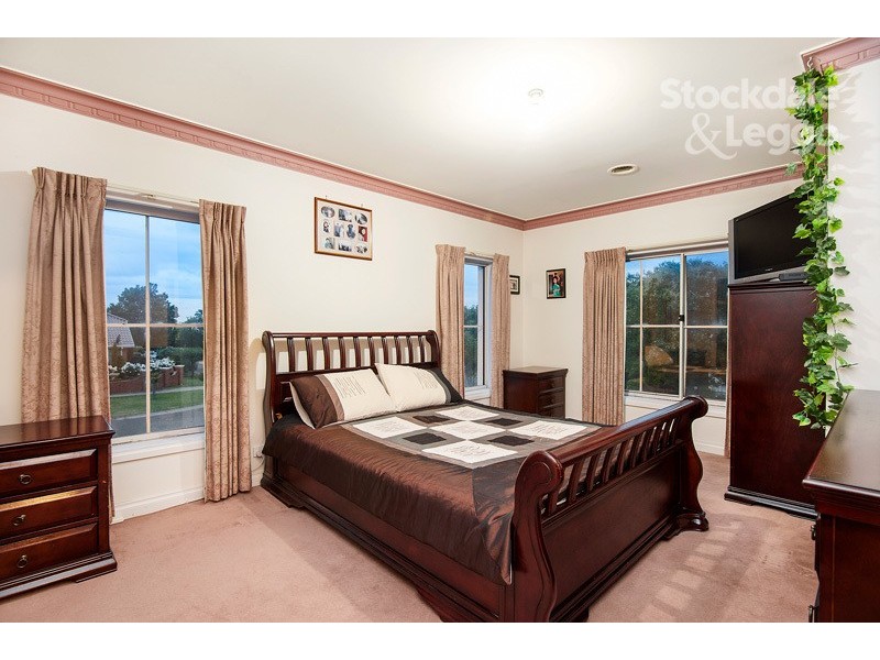 1 North Weald Way, Fawkner VIC 3060