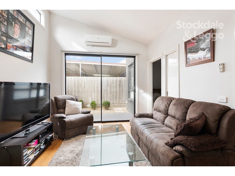 2/17 Maher Street, Fawkner VIC 3060