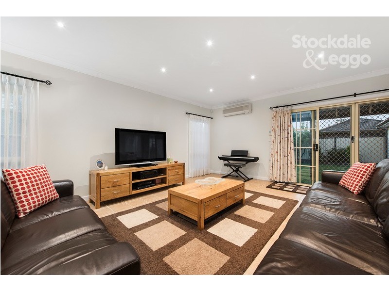 21 Jensen Street, Hadfield VIC 3046