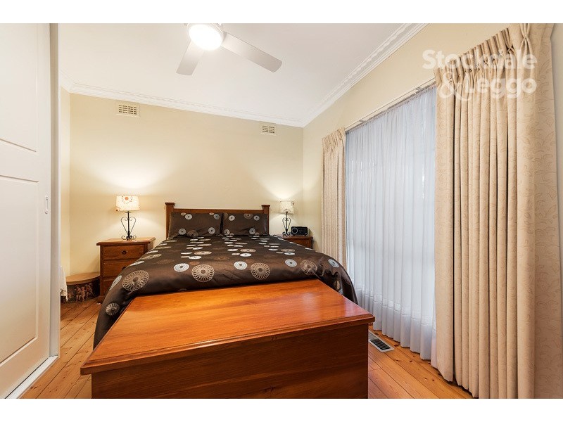 21 Jensen Street, Hadfield VIC 3046