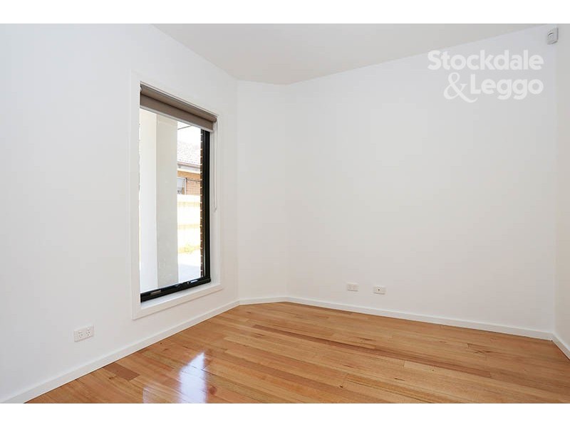 2/30 Churchill Street, Glenroy VIC 3046