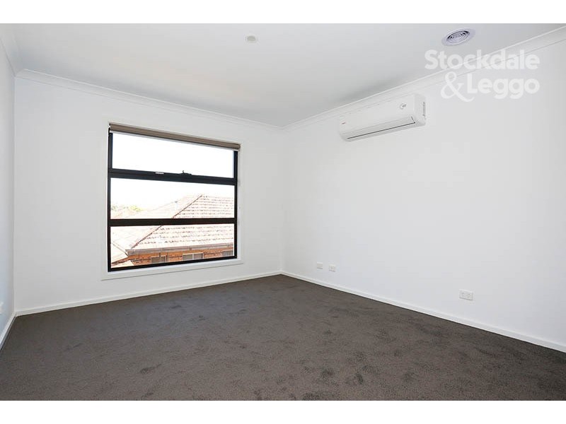 2/30 Churchill Street, Glenroy VIC 3046