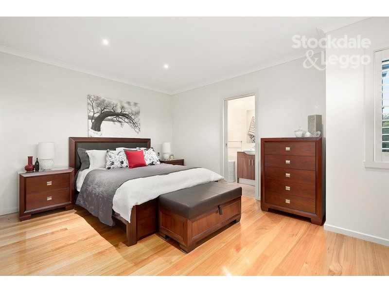 77 West Street, Hadfield VIC 3046