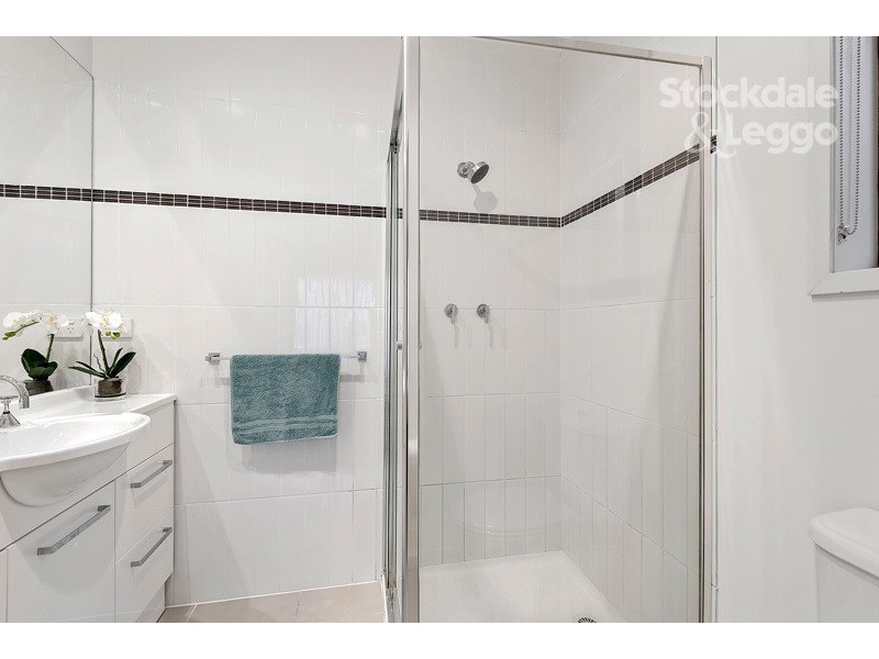 12 Forbes Grove, Oak Park VIC 3046