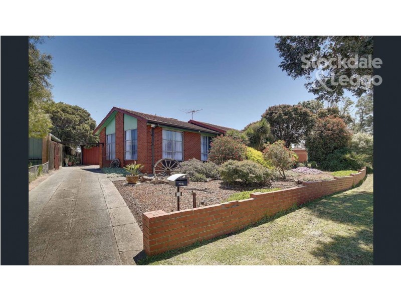 6 Lorraine Crescent, Jacana VIC 3047